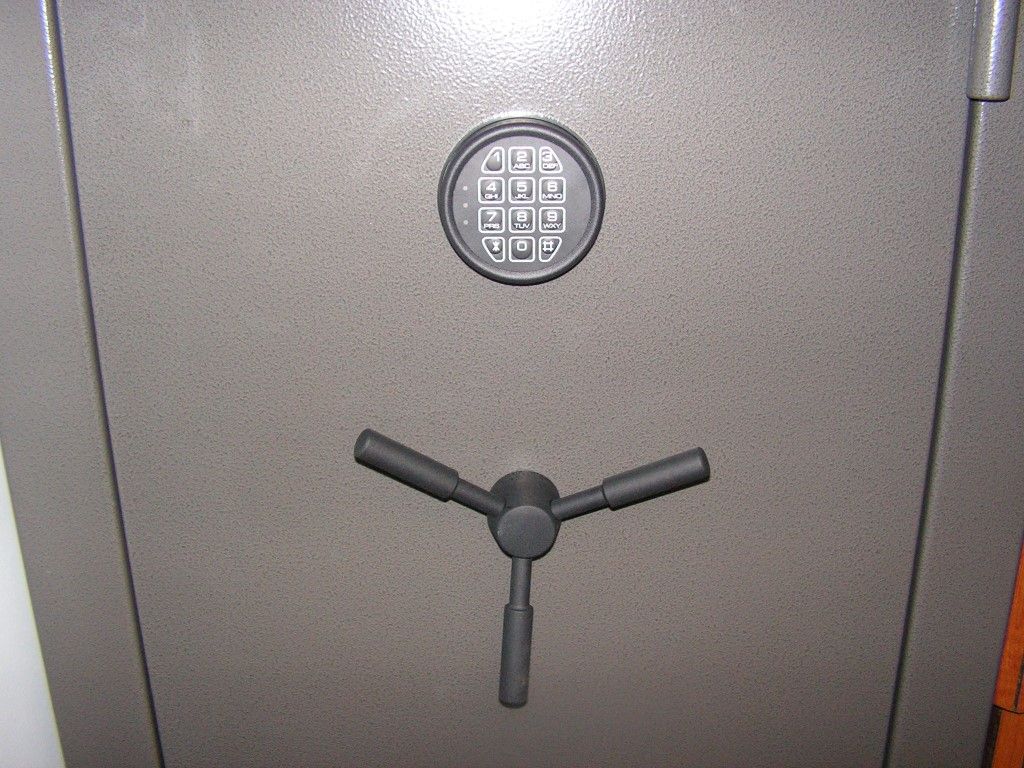 When is a "safe" not a safe Winchester TS26 gun safe!